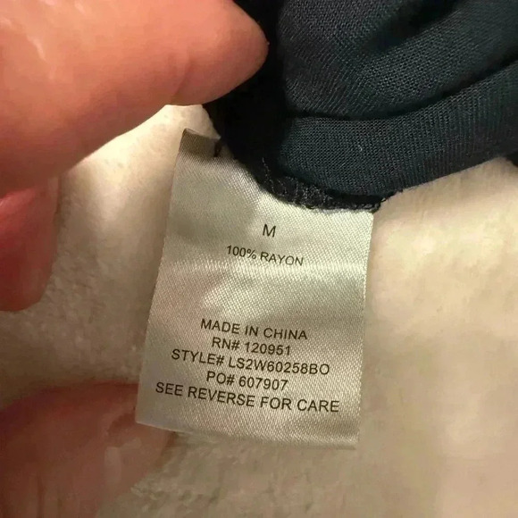 Women’s Olive + Oak Cargo Jogger pants in black EUC 100% Rayon Size Medium - Picture 8 of 10